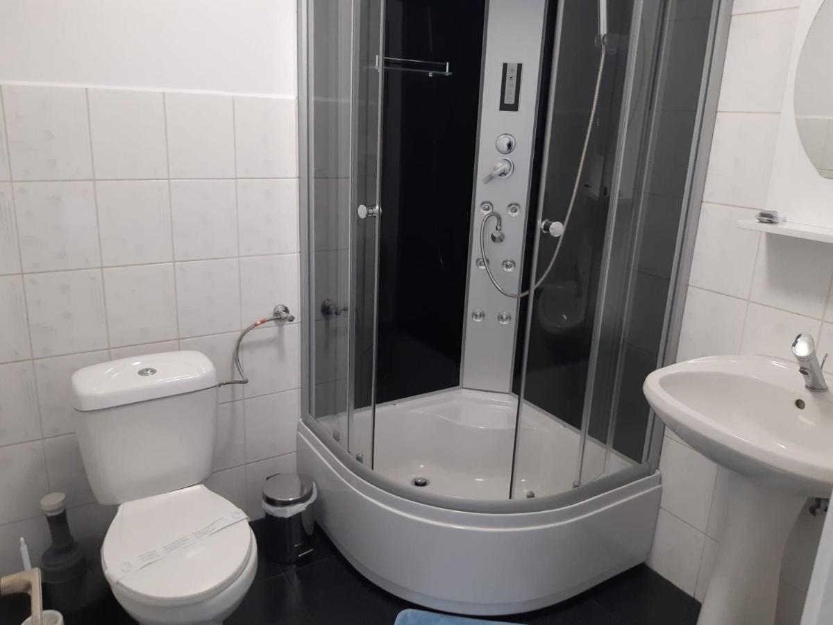 Hotel Casa Liana Buşteni Esterno foto