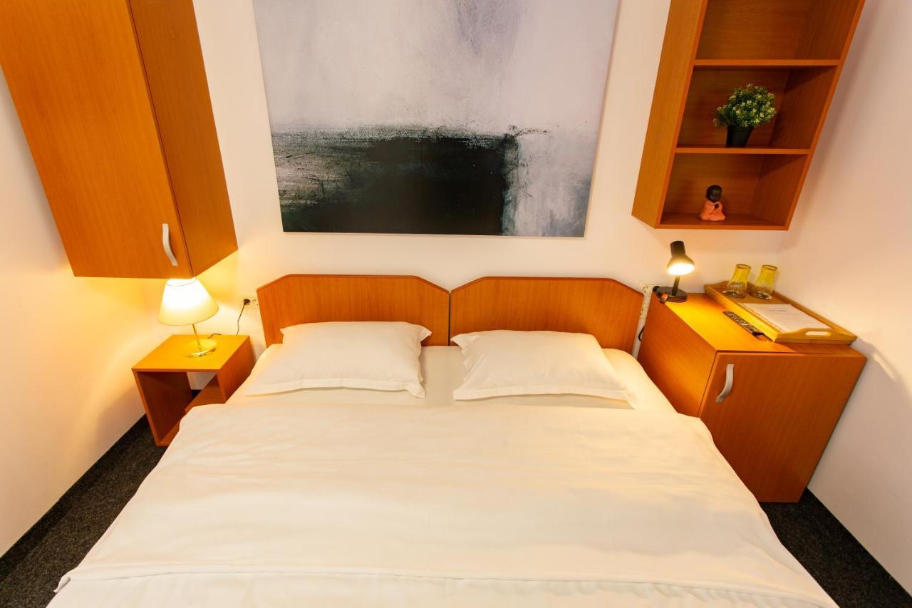 Hotel Casa Liana Buşteni Esterno foto
