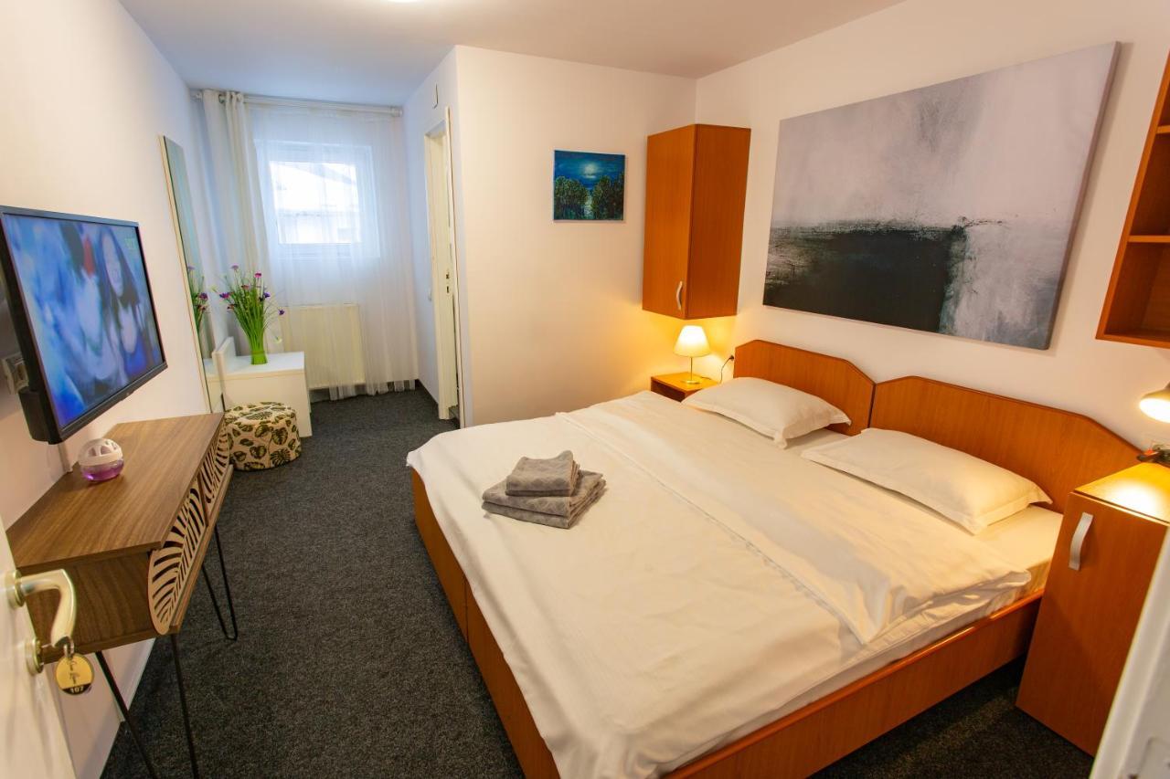 Hotel Casa Liana Buşteni Esterno foto