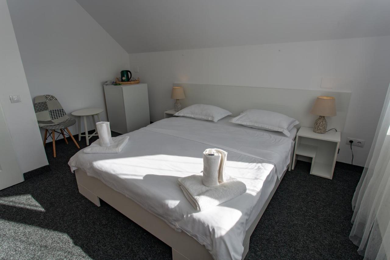 Hotel Casa Liana Buşteni Esterno foto